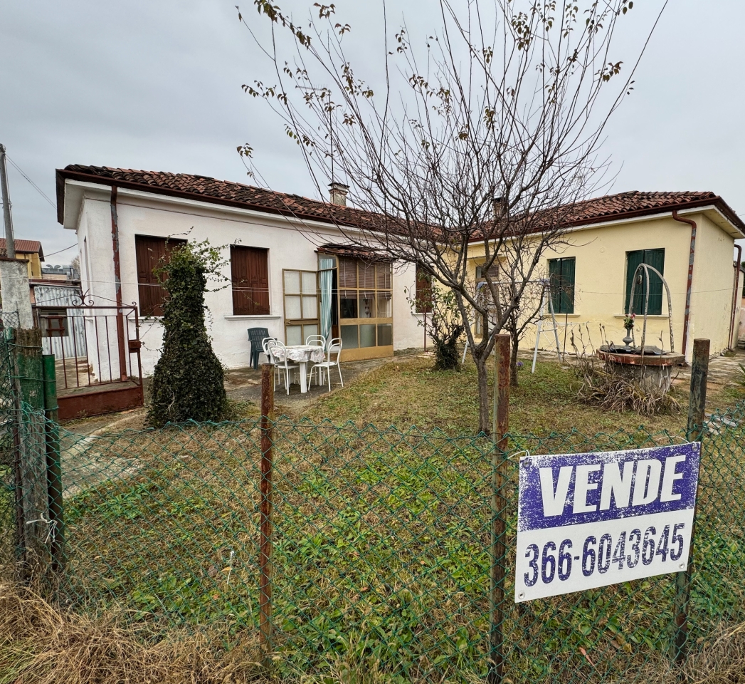 Villa bifamiliare in vendita a Spinea