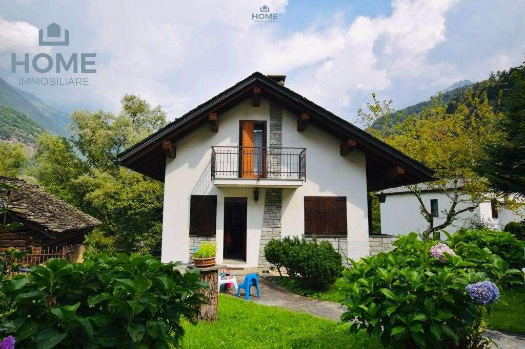 Villa unifamiliare in vendita a Villa Di Chiavenna