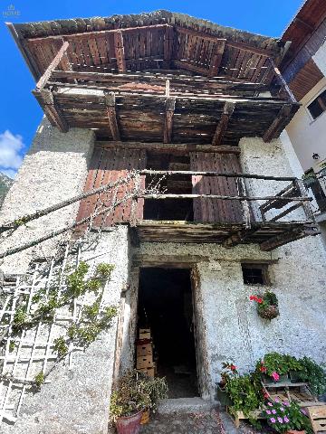 Country house or cottage in Via Nazionale, Villa di Chiavenna - Photo 1