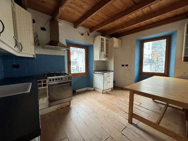 Apartament in Via G. Carducci 41, Chiavenna - Photo 1