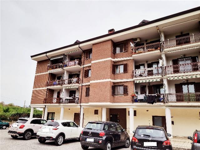 3-room flat in Via Gioacchino Pedicini, Avellino - Photo 1