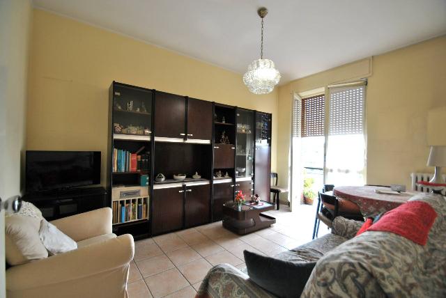 2-room flat in Via Trento E Trieste 22, Biassono - Photo 1