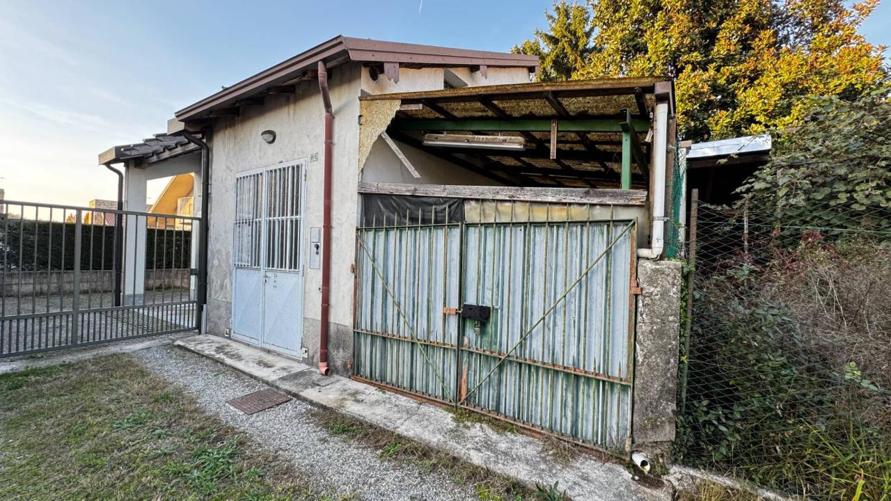 Magazzino in Via Castello 61/E, Vimercate, {3} - Foto 1