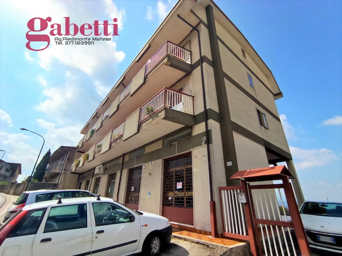 Negozio in Via Salvo d' Acquisto 44, Piedimonte Matese - Foto 1