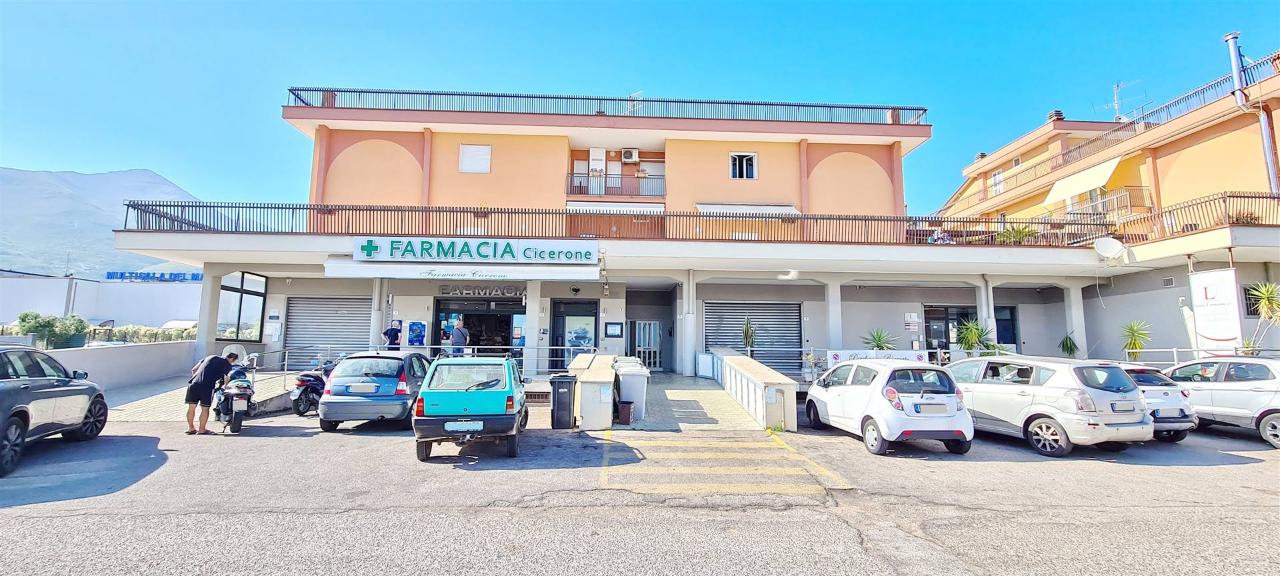 Ufficio in Via Mercato Nuovo, Formia, {3} - Foto 2