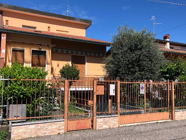 Terraced house in Via Bernardino Luini 32, Rescaldina - Photo 1