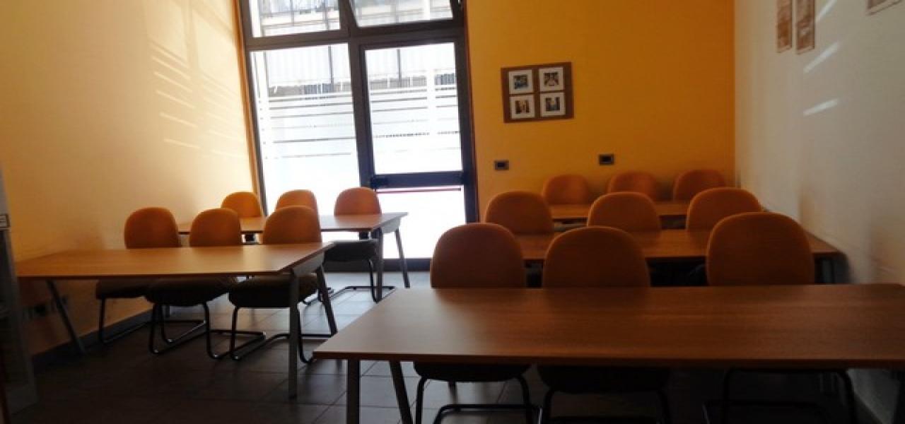 Locale commerciale in Via Grottasanta, Siracusa, Siracusa, {3} - Foto 2