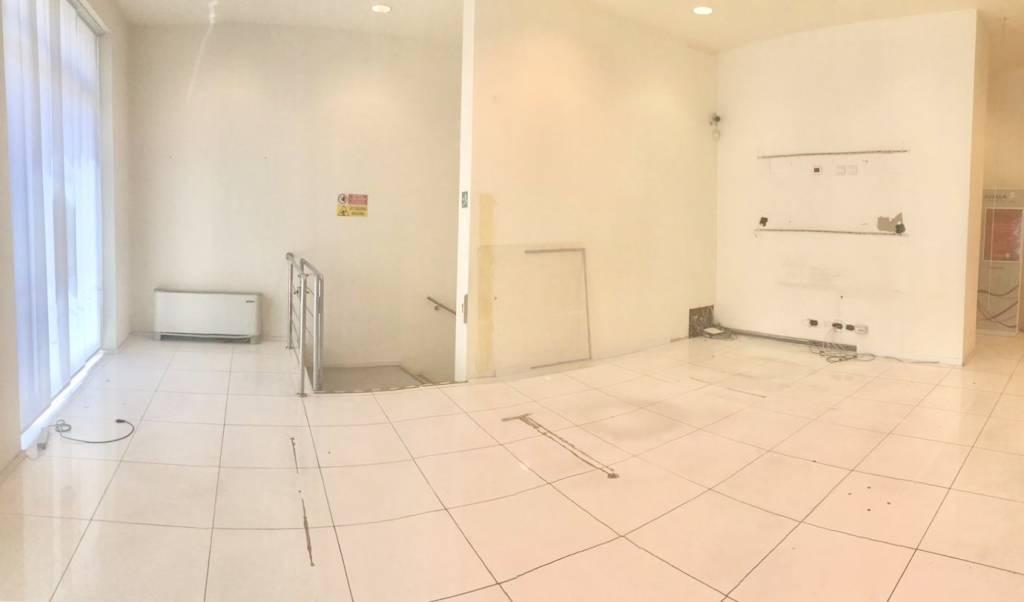 Negozio in Via San Giacomo E Filippo, Genova - Foto 1