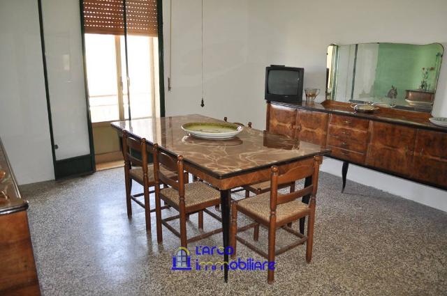 4-room flat in Via 4 Novembre, Diamante - Photo 1