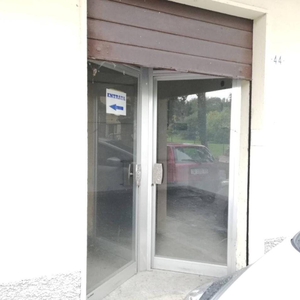 Negozio in , Modena, {3} - Foto 2