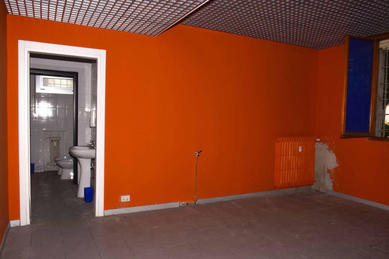Negozio in , Modena, {3} - Foto 2