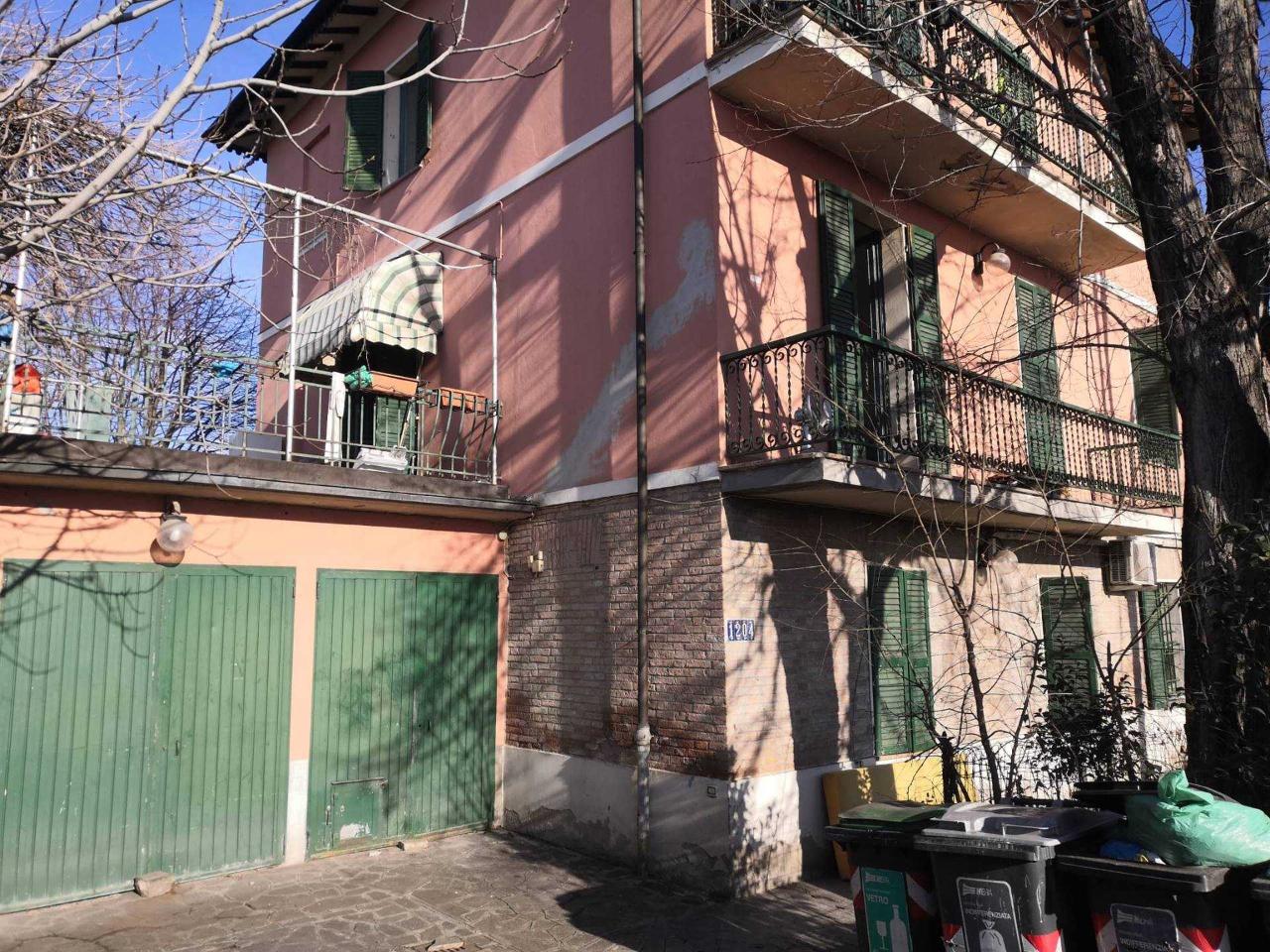 Palazzo in vendita a Modena