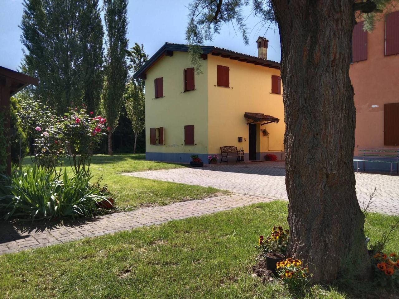 Stanza/Camera in affitto a Modena