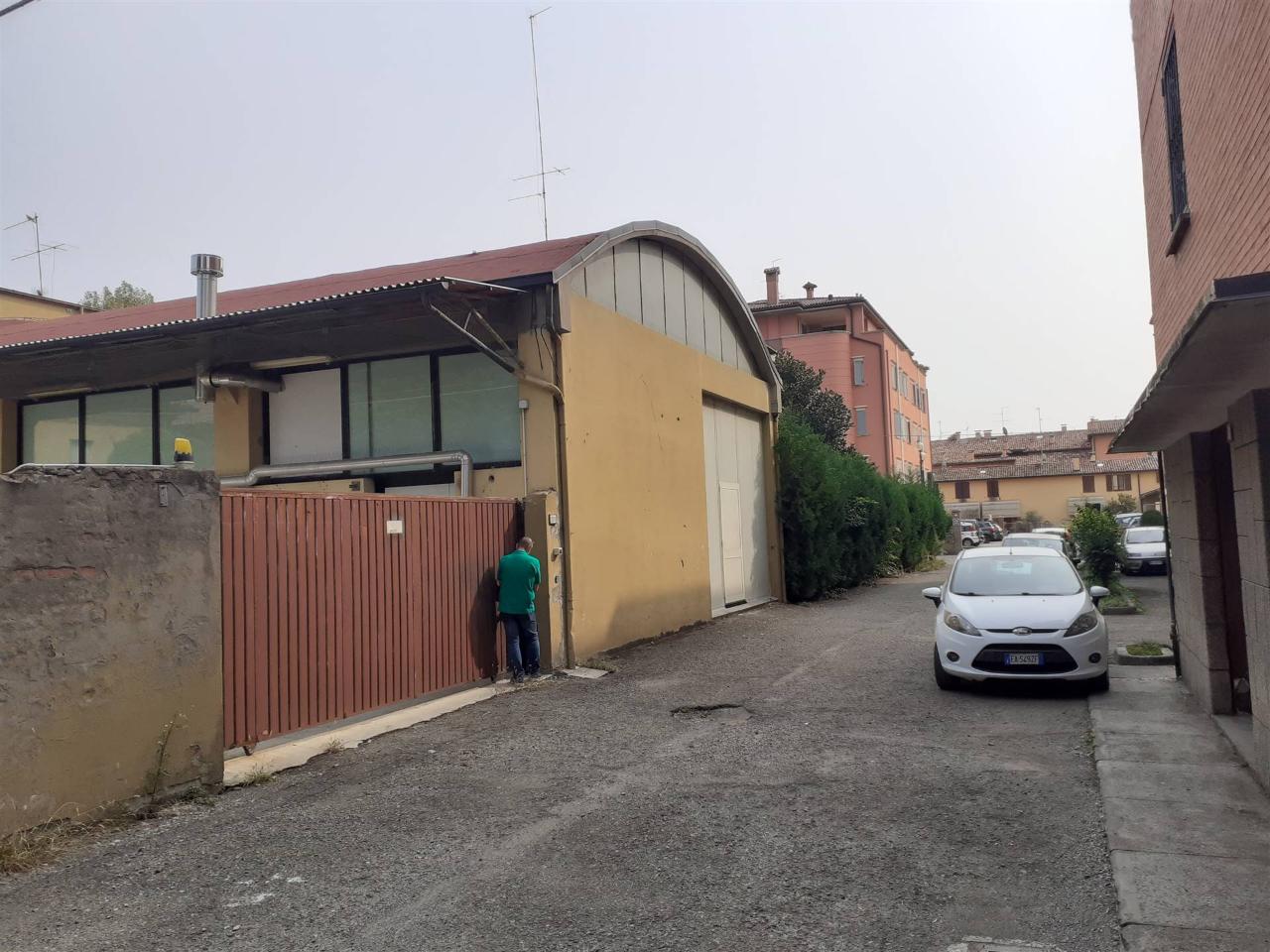 Negozio in affitto a Castelfranco Emilia