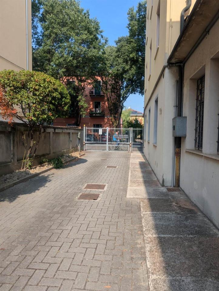 Ufficio in , Modena, {3} - Foto 1