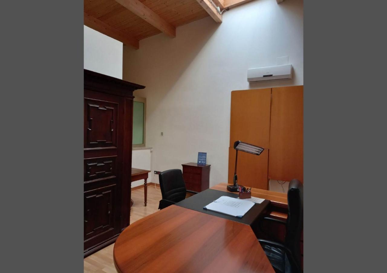 Ufficio in , Modena, {3} - Foto 2