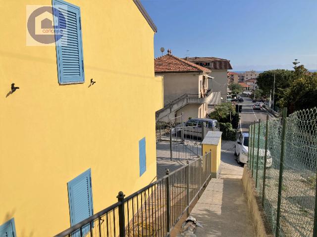 3-room flat in Via Garibaldi Snc, Riva Ligure - Photo 1