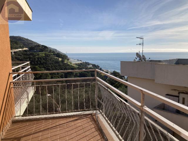 4-room flat in Via Civezza 115, San Lorenzo al Mare - Photo 1