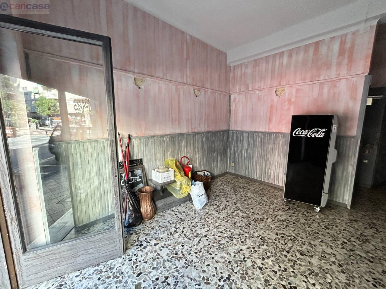 Negozio in Via Pietro Agosti 165, Sanremo, {3} - Foto 2