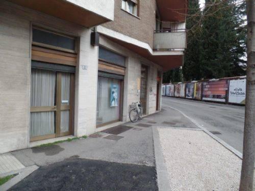 Negozio in Via Tominz 2, Gorizia - Foto 1