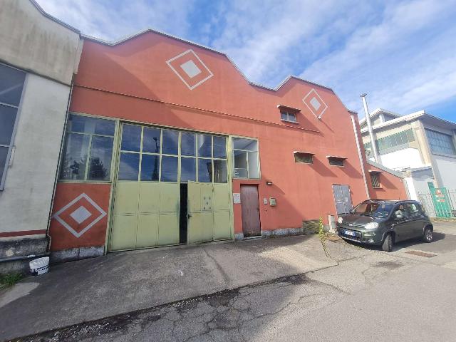 Lagerhalle, Varese - Foto 1