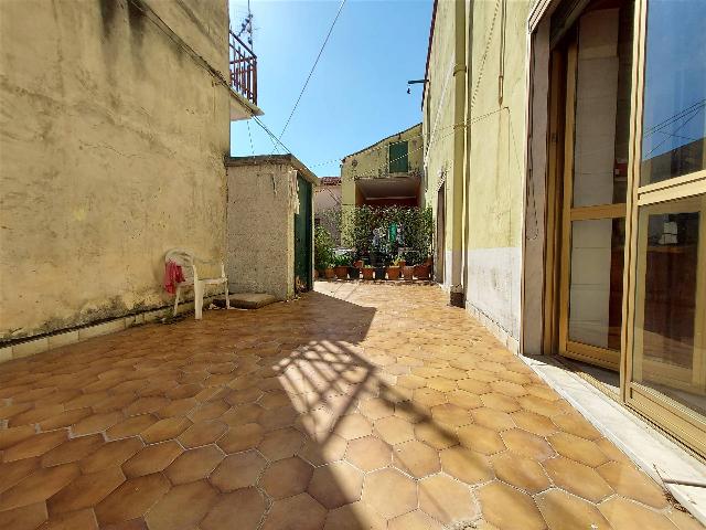 Detached house in Via Papa Giovanni XXIII, Nocera Superiore - Photo 1