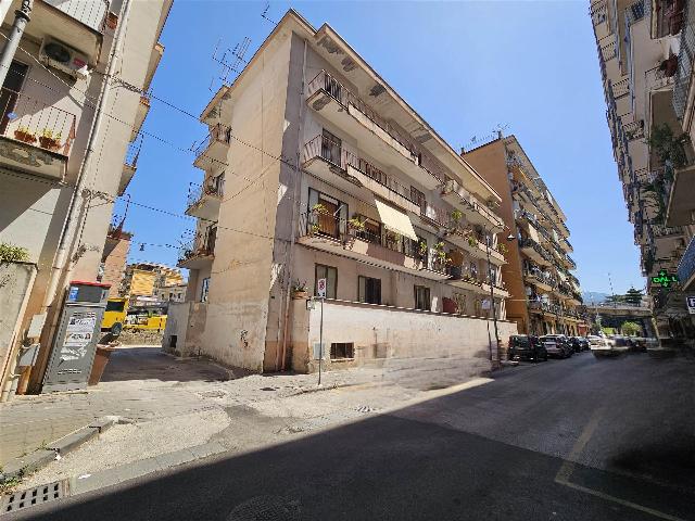 4-room flat in Via Siniscalchi, Nocera Inferiore - Photo 1