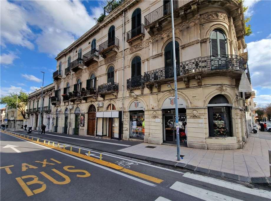 Locale commerciale in C.So Cavour 46, Messina, {3} - Foto 2