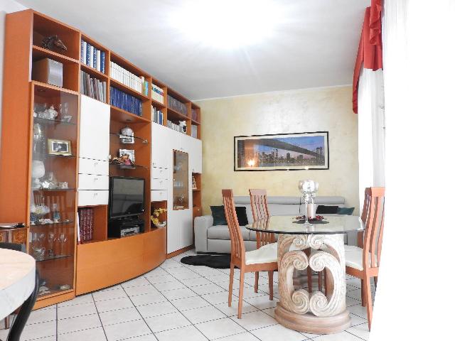 3-room flat in Via Premoli 18, Carnate - Photo 1