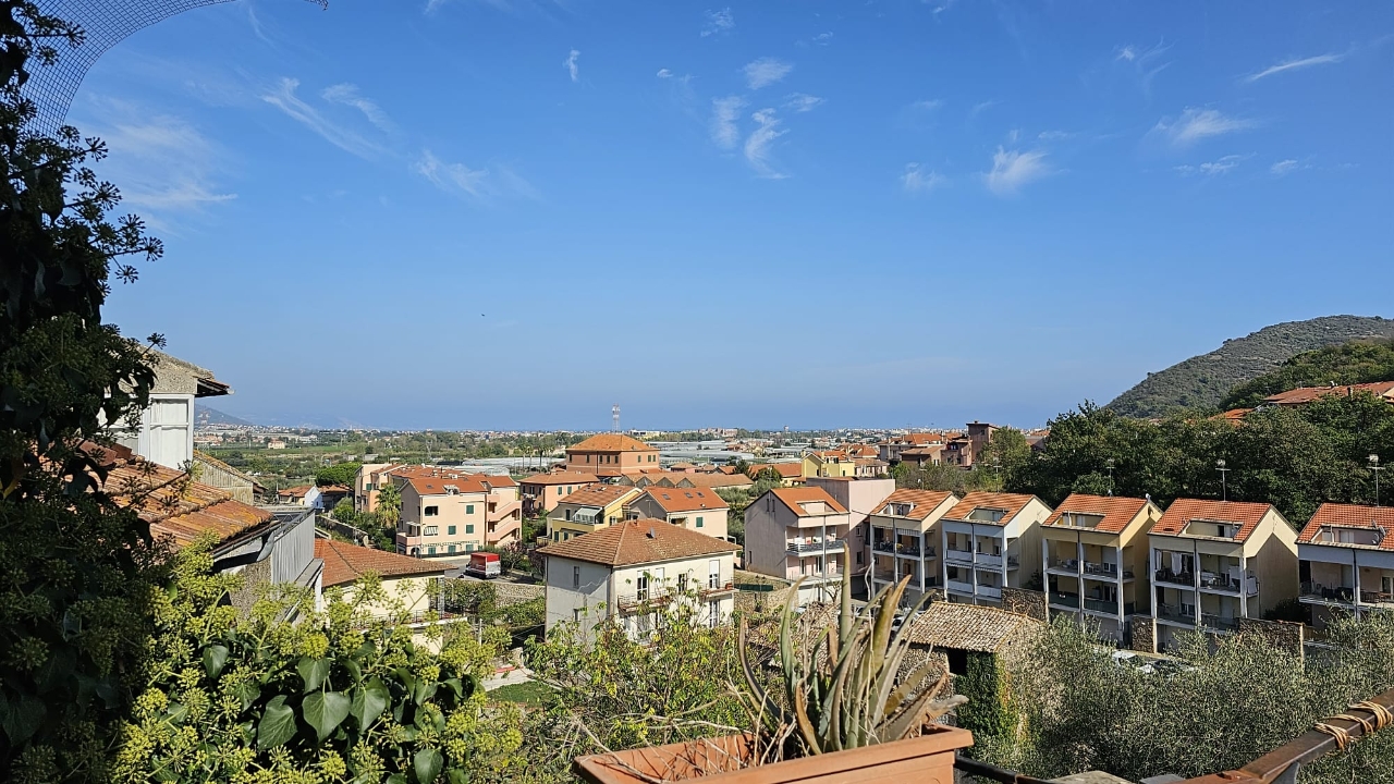 Porzione di casa in vendita a Albenga