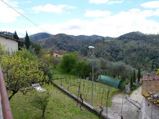 Casa indipendente in Via del Colletto 73, Camaiore - Foto 1