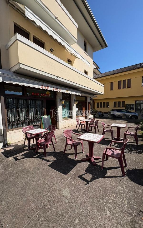 Negozio in Piazza della Vittoria 23, Sedico, {3} - Foto 2