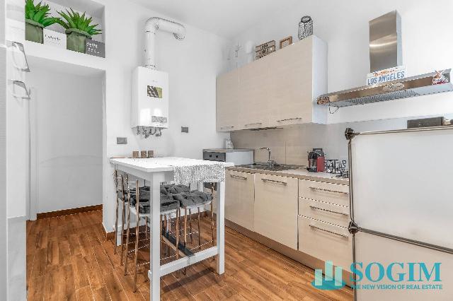 2-room flat in Via Dante 109, Sesto San Giovanni - Photo 1