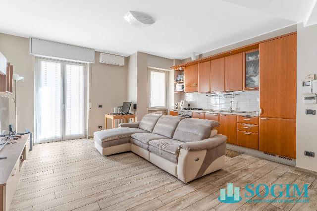 Zweizimmerwohnung in {3}, Viale Matteotti 275 - Foto 1