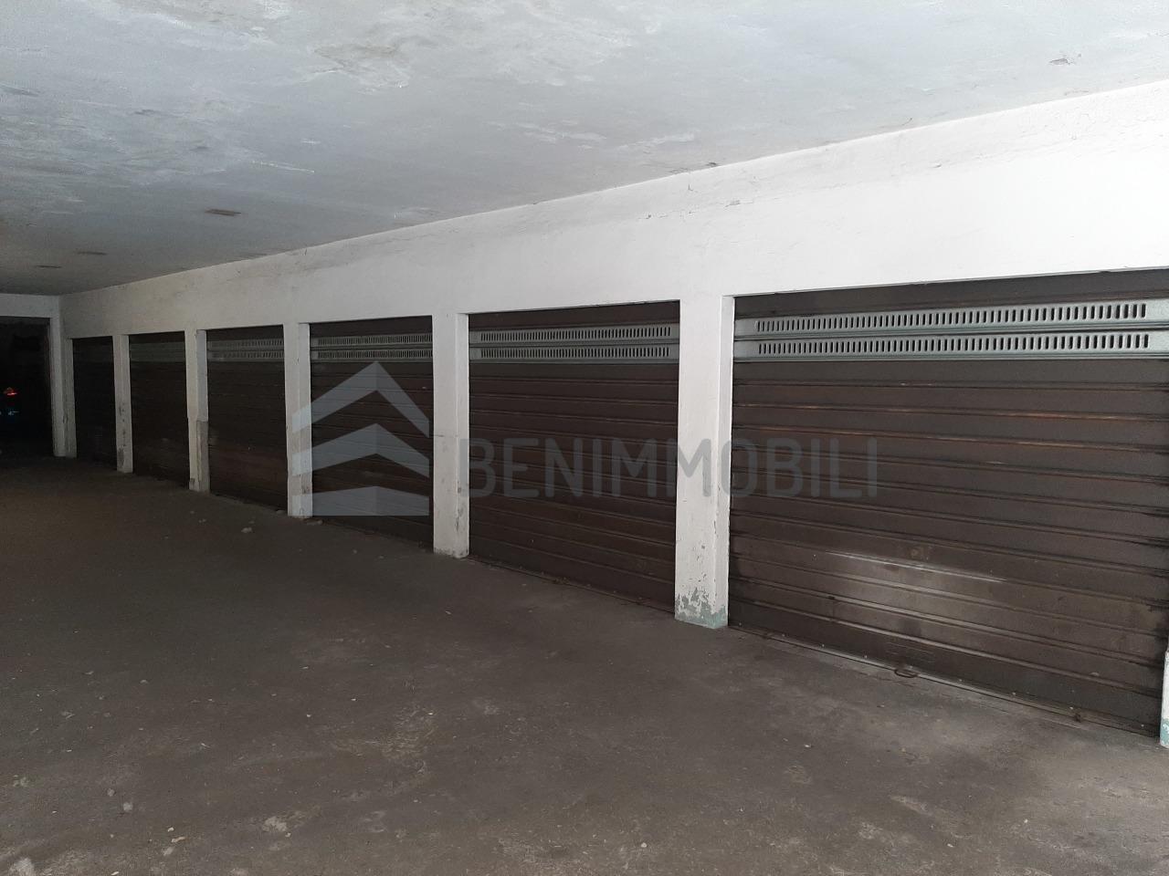 Parcheggio chiuso in Via Ferdinando Bertoni 1, Brescia - Foto 1