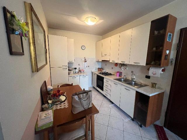 4-room flat in Via Giuseppe Garibaldi, Moglia - Photo 1