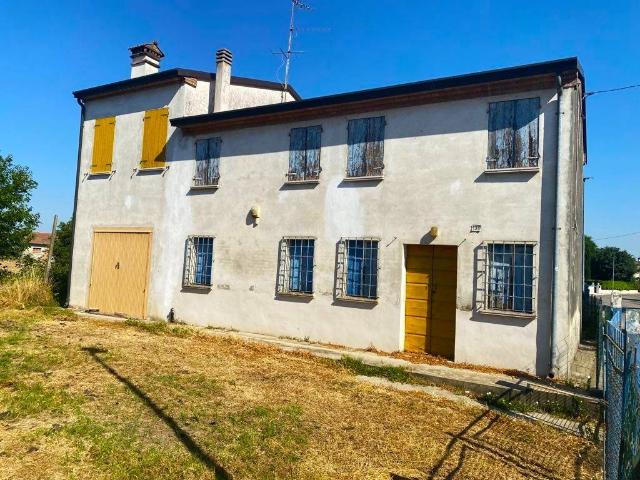 Mansion in Strada Bardelle, San Benedetto Po - Photo 1