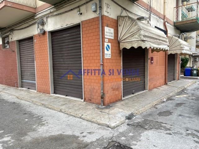 Geschäft in Via Salvatore Monteforte 16, Siracusa - Foto 1