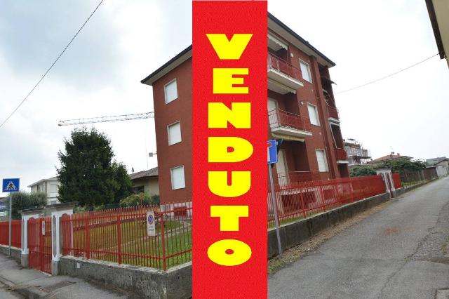 3-room flat in Via Alessandro Manzoni 14, Cavenago di Brianza - Photo 1