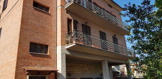 Apartament in Via Santa Croce 5, Marsciano - Photo 1