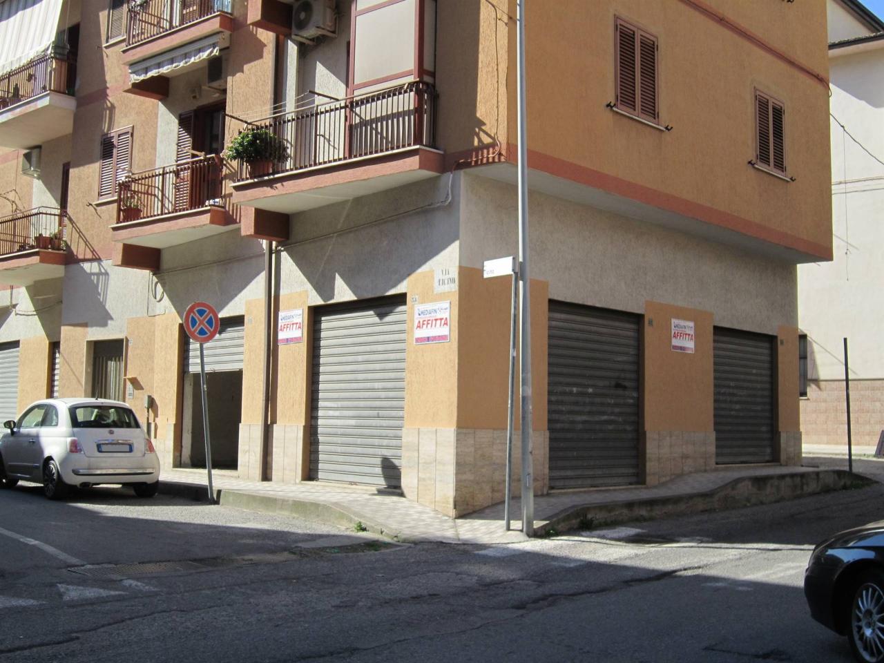 Magazzino in Via Arno, Corigliano-Rossano, {3} - Foto 1