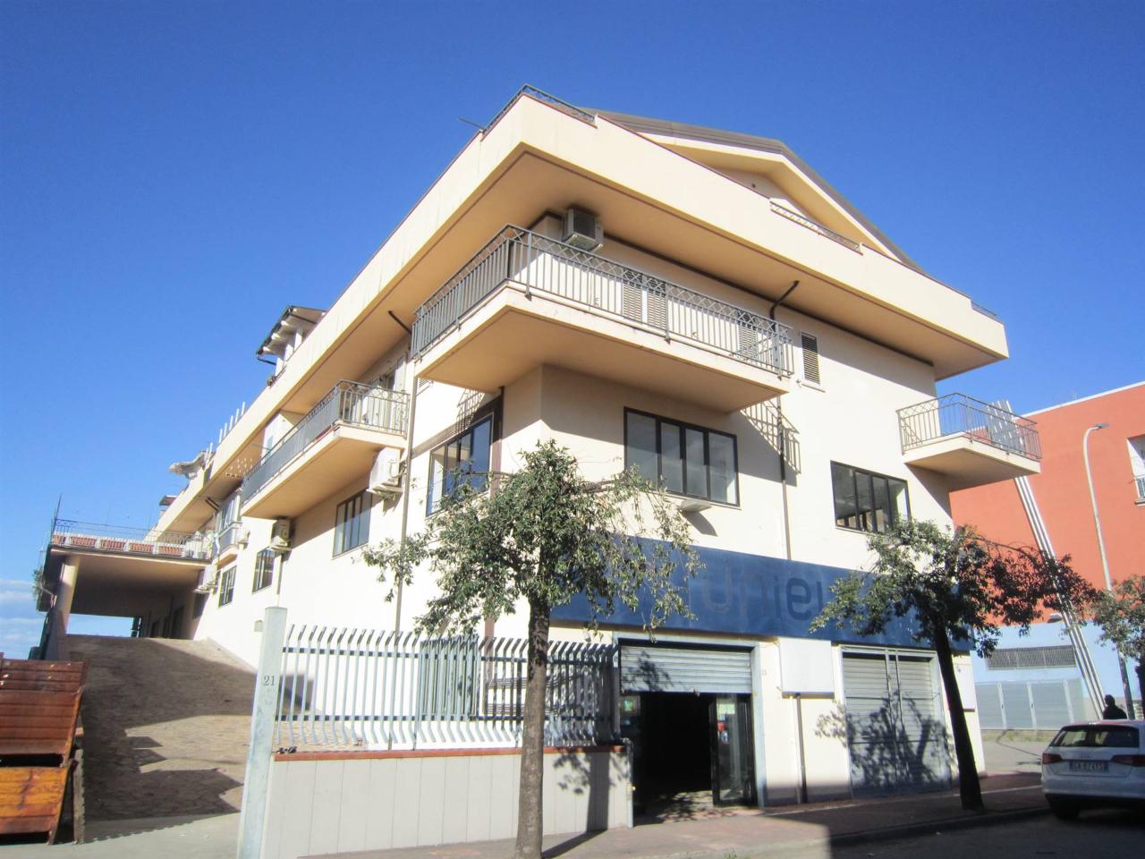 Ufficio in Via Baltia, Corigliano-Rossano, {3} - Foto 2