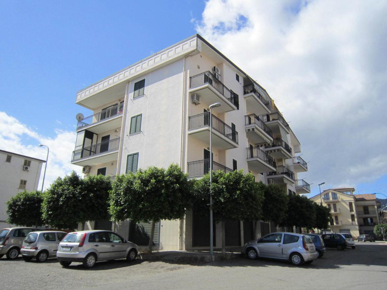 Magazzino in Via Sempione, Corigliano-Rossano, {3} - Foto 1