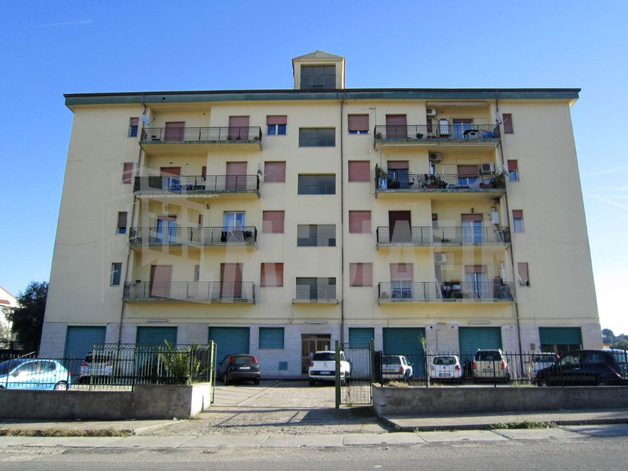 Magazzino in Corso Italia, Corigliano-Rossano, {3} - Foto 1