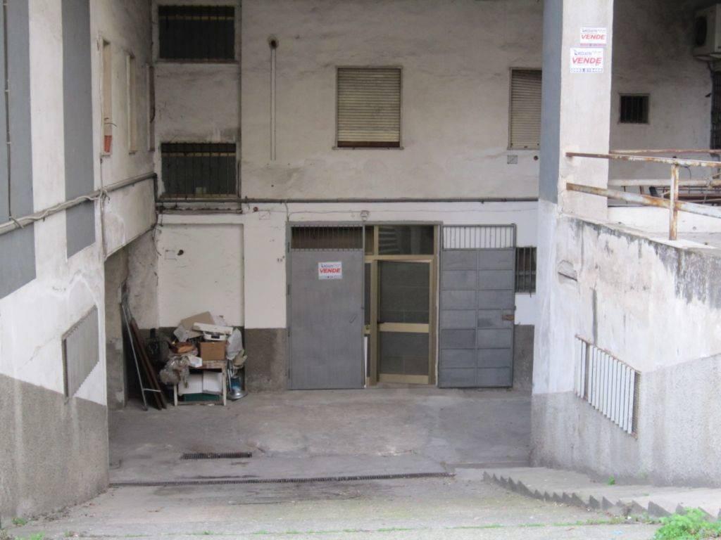 Magazzino in Via Carducci, Corigliano-Rossano, {3} - Foto 2