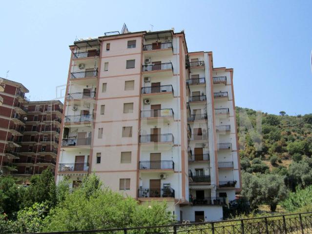 Apartament in Via II Acqua di Vale, Corigliano-Rossano - Photo 1