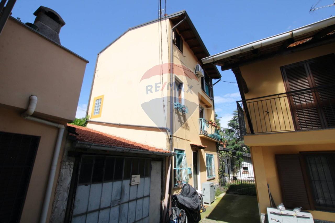 Casa indipendente in vendita a Garbagnate Milanese