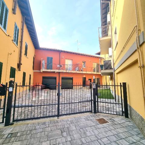 3-room flat in Via Verga 5, Osio Sotto - Photo 1