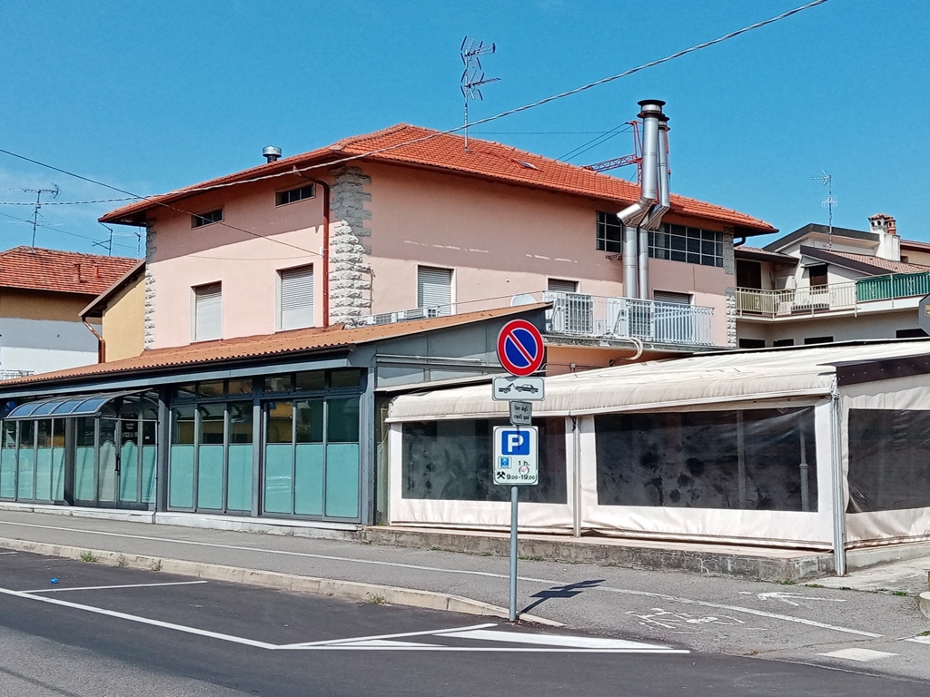 Stabile - Palazzo in Via Isonzo, Martinengo - Foto 1