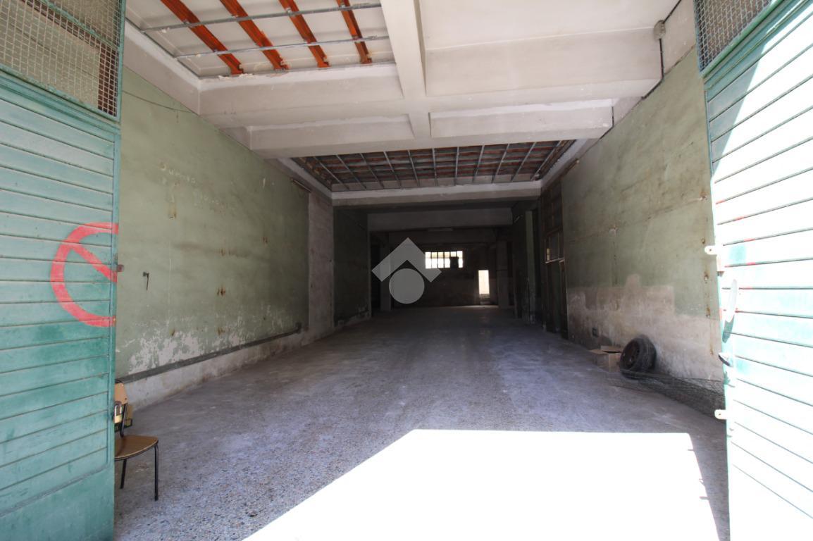 Magazzino in Via di Leuca 121, Lecce - Foto 1